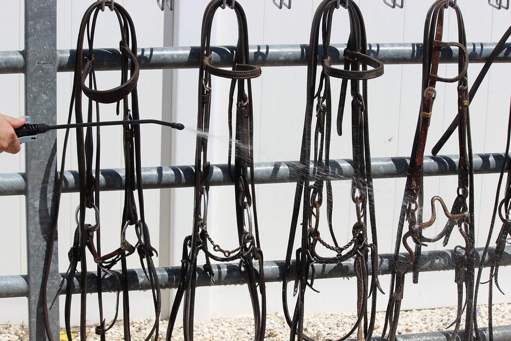 SYNBIONT AGRICULTURAL WASH safe around animal feed areas, food-grade compliant.