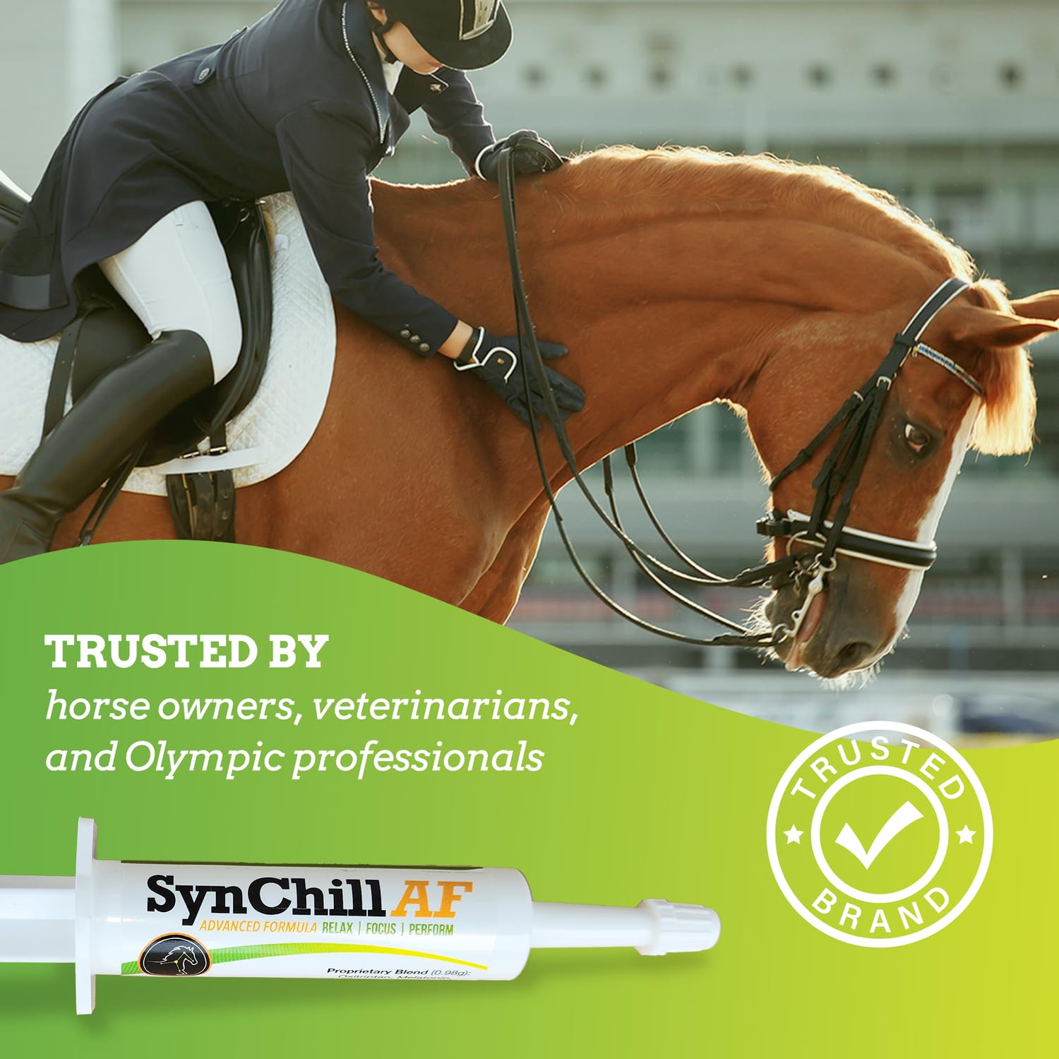 SynNutra Equine SynChill AF natural ingredients highlighted on bottle for clean supplement.