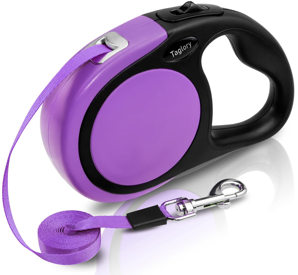 Taglory retractable leash 16ft extend demonstrates smooth reach for confident daily strolls.