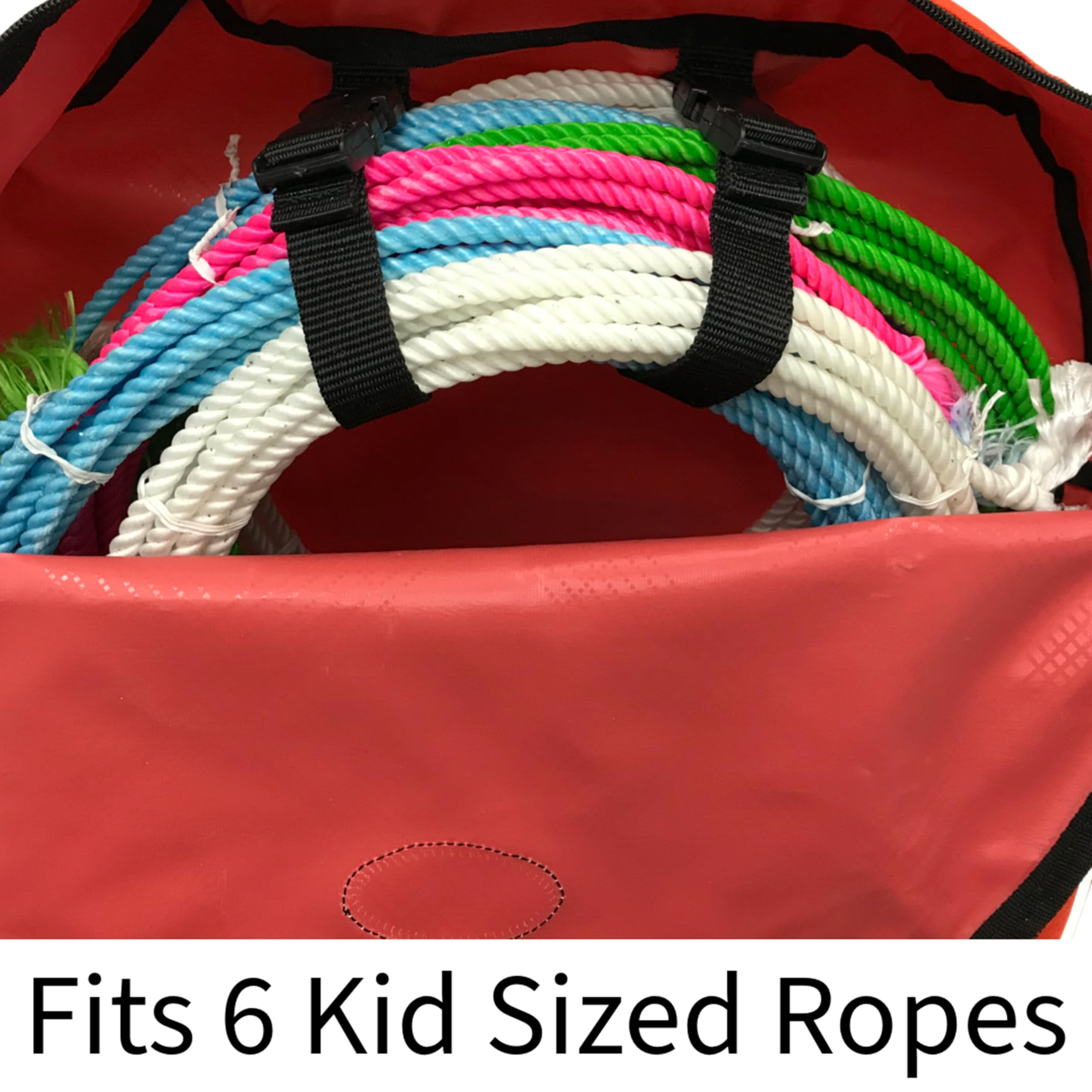 Tahoe Tack quick-release-handle design enables easy carrying and maneuvering.