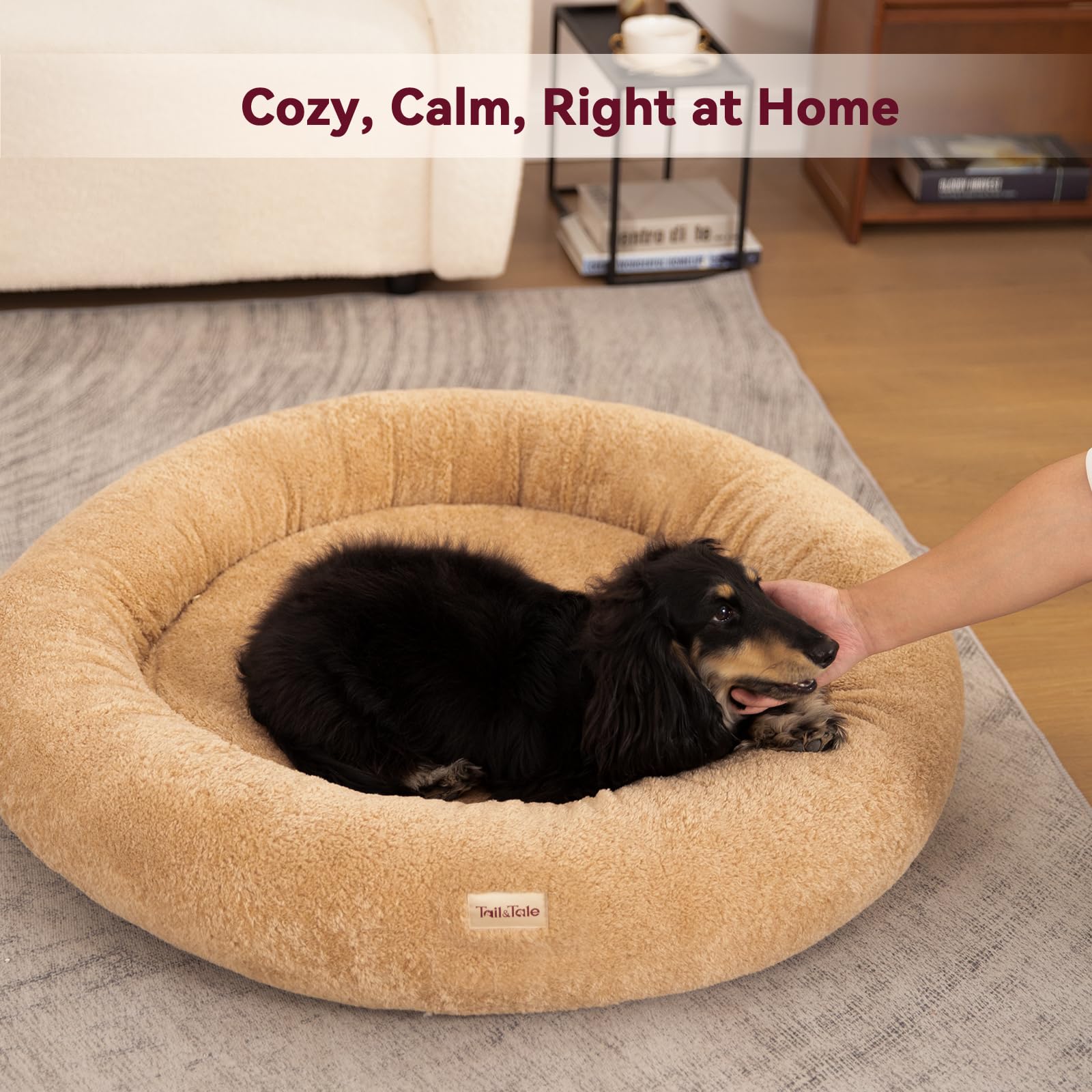 Tail&Tale non-slip bottom in action keeps bed in place during use