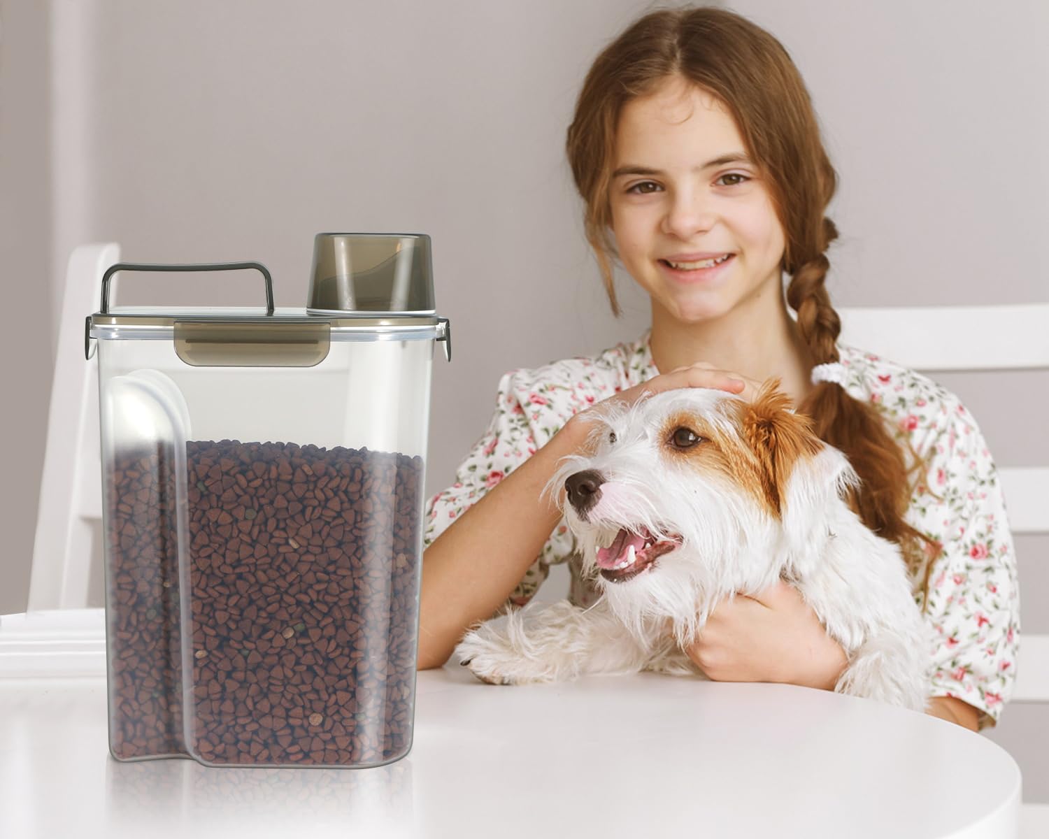 TBMax bird-seed-storage-container keeps bird feed organized and protected