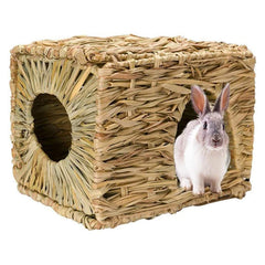 Tfwadmx Rabbit Grass House exterior view showing a spacious natural hideaway for small pets