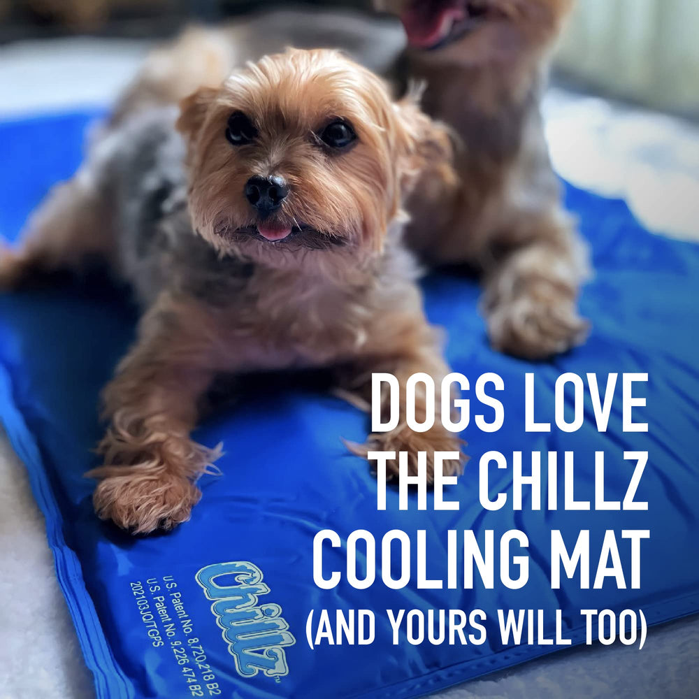 Easy clean surface of Chillz Gel Mat XL with mold- and puncture-resistant material