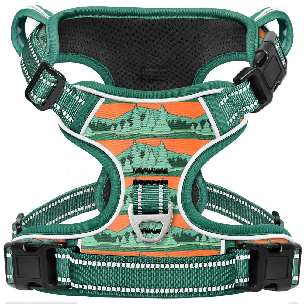 Timos no pull harness Wilderness front view shows secure fit and reflective trim.