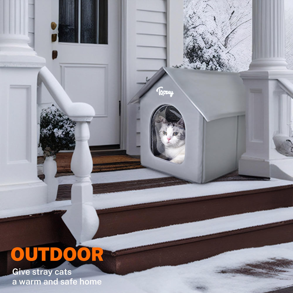 Toozey insulated outdoor cat house winter-use scene shows warm shelter for outdoor cats