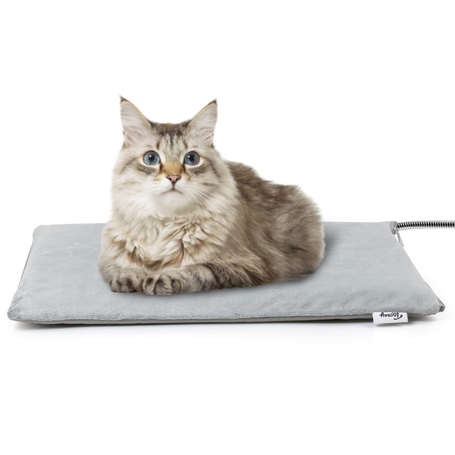 Toozey outdoor pet heating pad thermostatic-control provides consistent warmth outdoors.