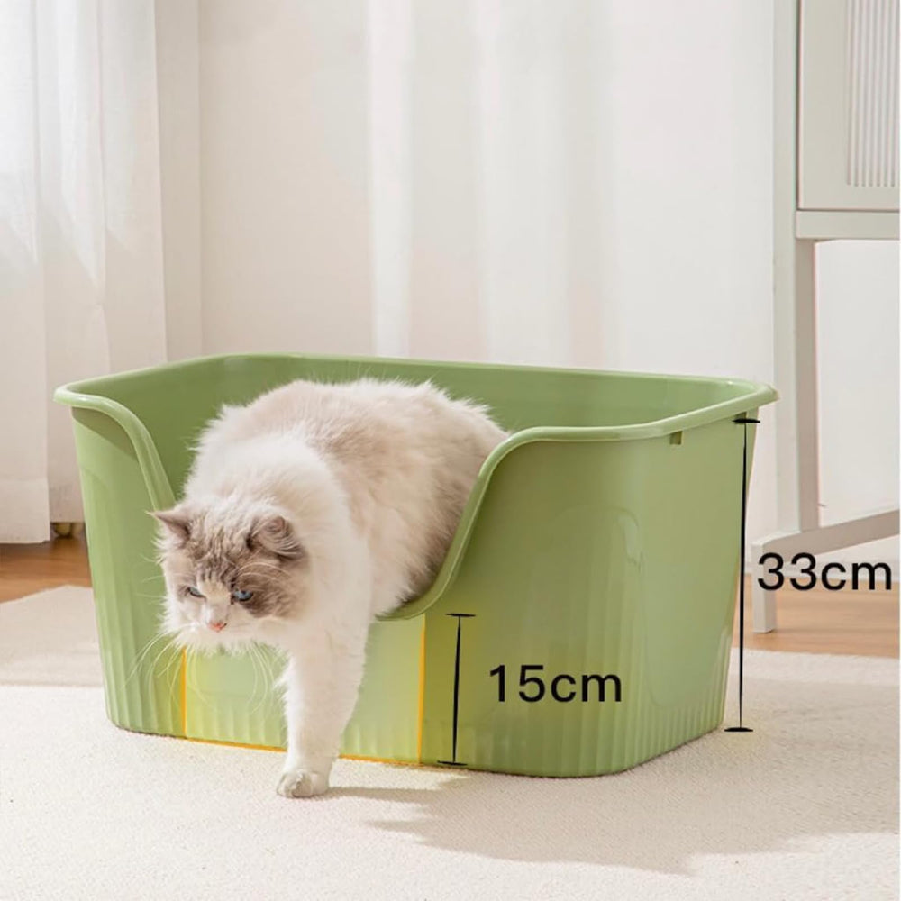 TownTime anti-scatter design close-up demonstrates contained litter and cleaner floors.