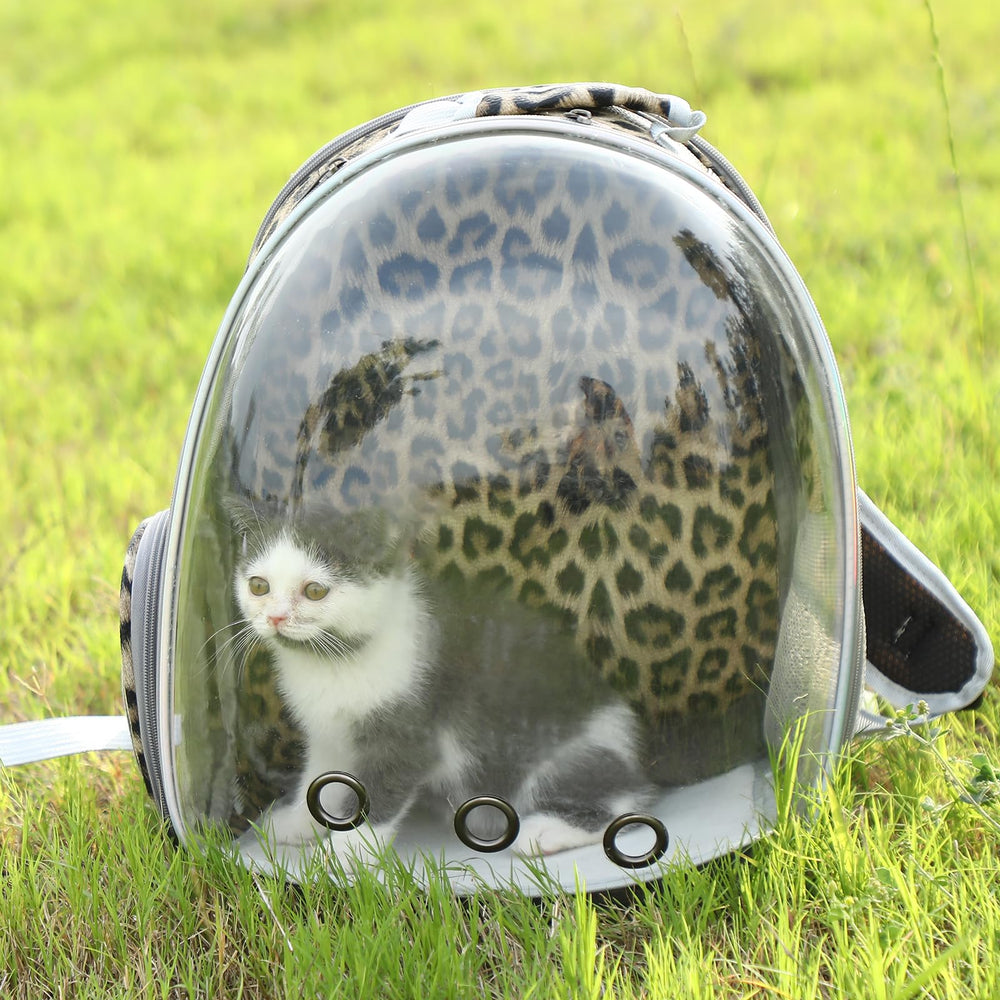 TOYSINTHEBOX cat backpack safety hook prevents pets from jumping out.