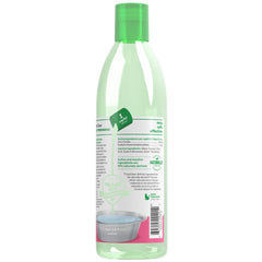 TropiClean Fresh Breath Water Additive bottle pour: tasteless breath freshening for puppies.