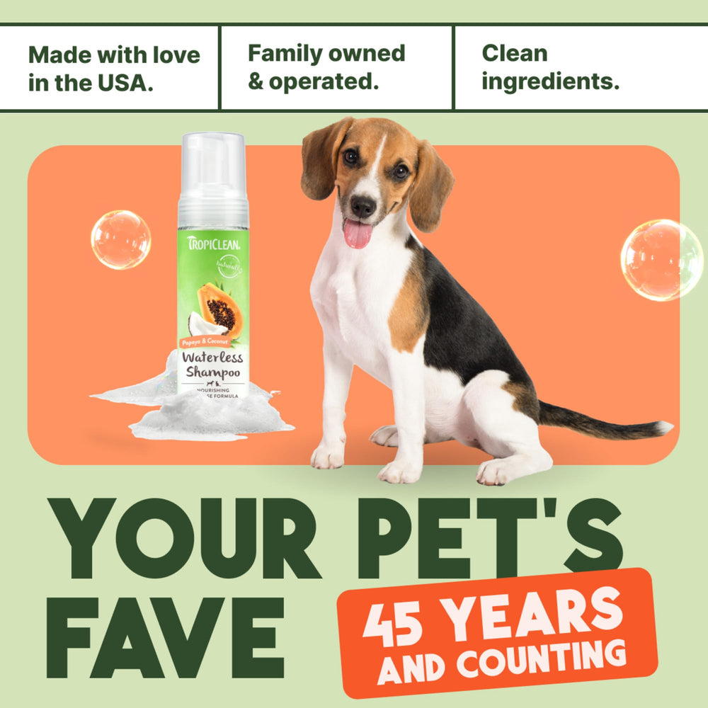 TropiClean sin parabenos y sin tintes, cuidado delicado para mascotas.