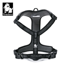 TRUE LOVE Outdoor Adventure II adjustable-straps ensure snug fit.