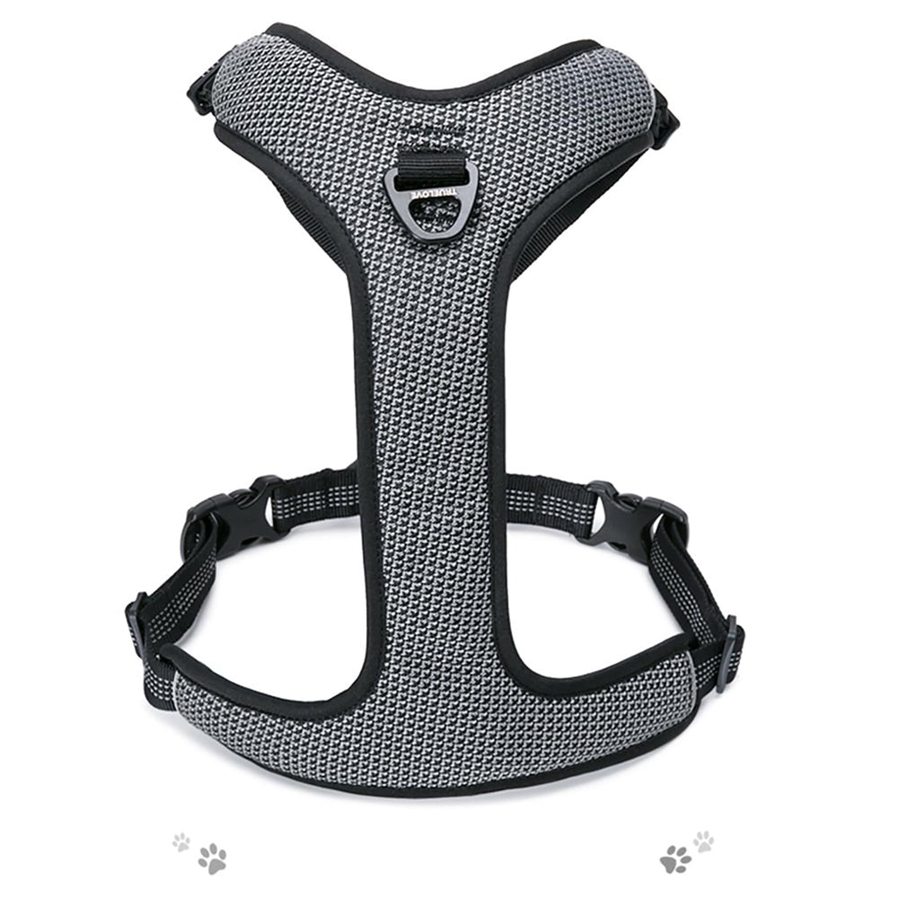 TRUE LOVE Outdoor Adventure II two-leash-attachments enable versatile training.