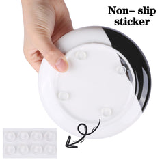TRUNDISAN bowls include anti-slip rubber stickers to prevent sliding.