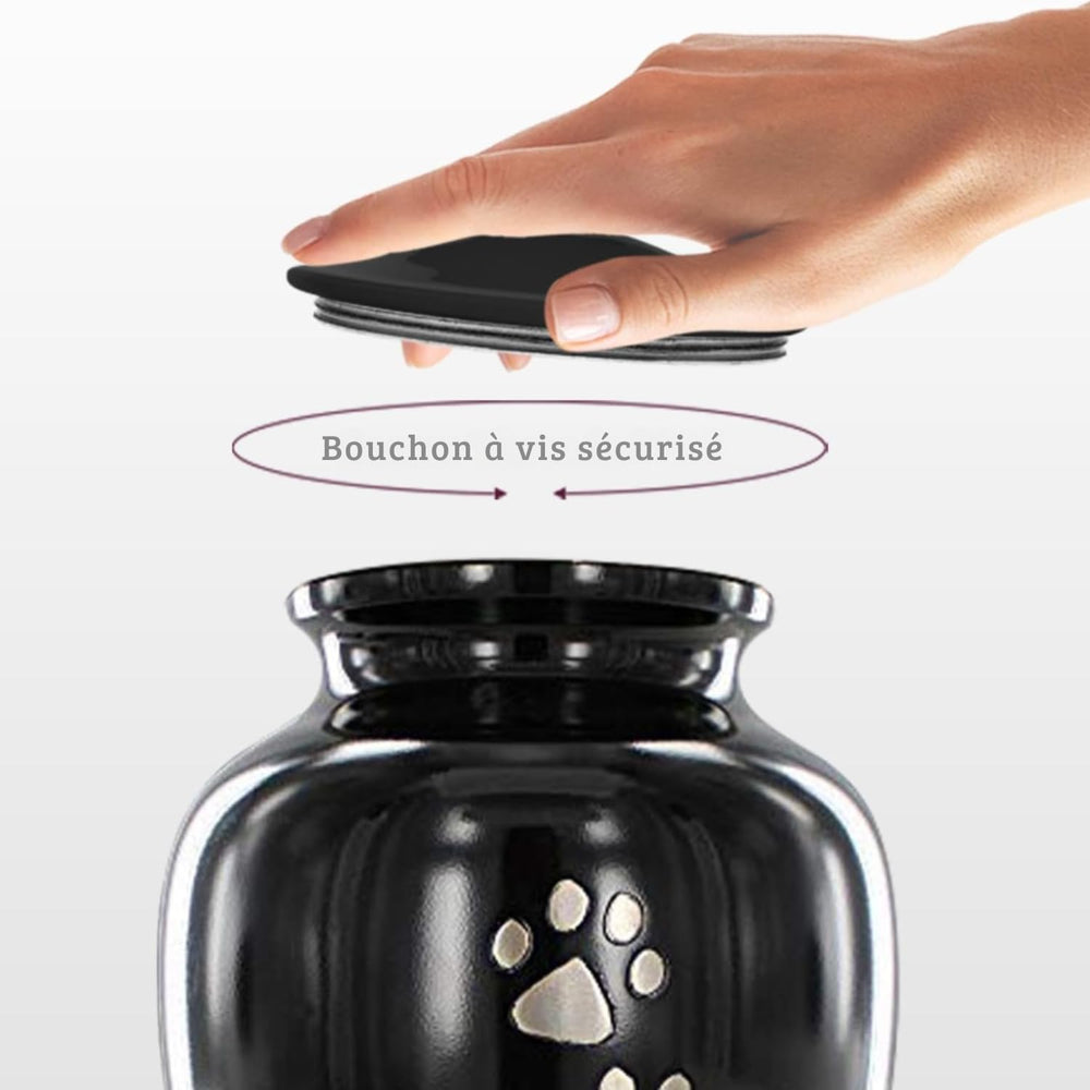 Trupoint Memorials large pet urn bottom view emphasizes scratch-safe base.
