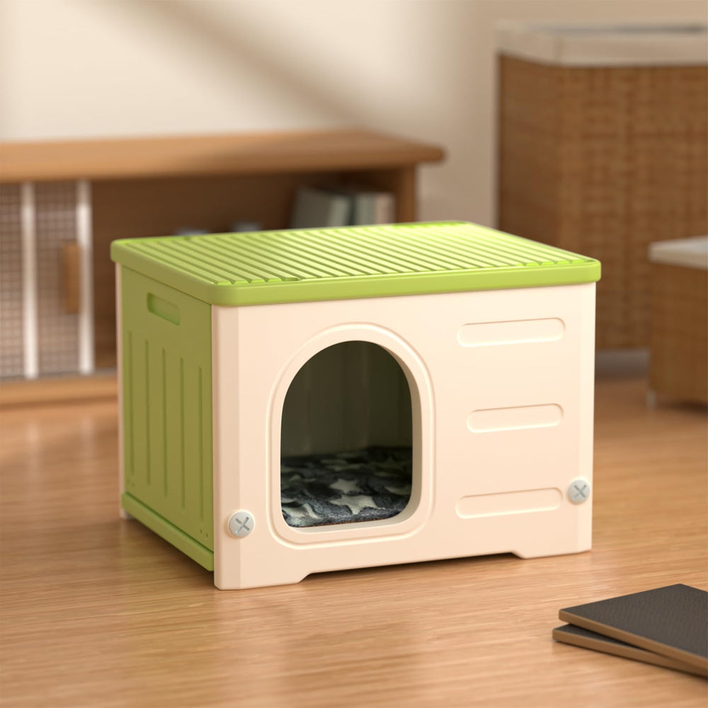 TSEHOOHOO plastic cat house green color blends with outdoor spaces and hides activity