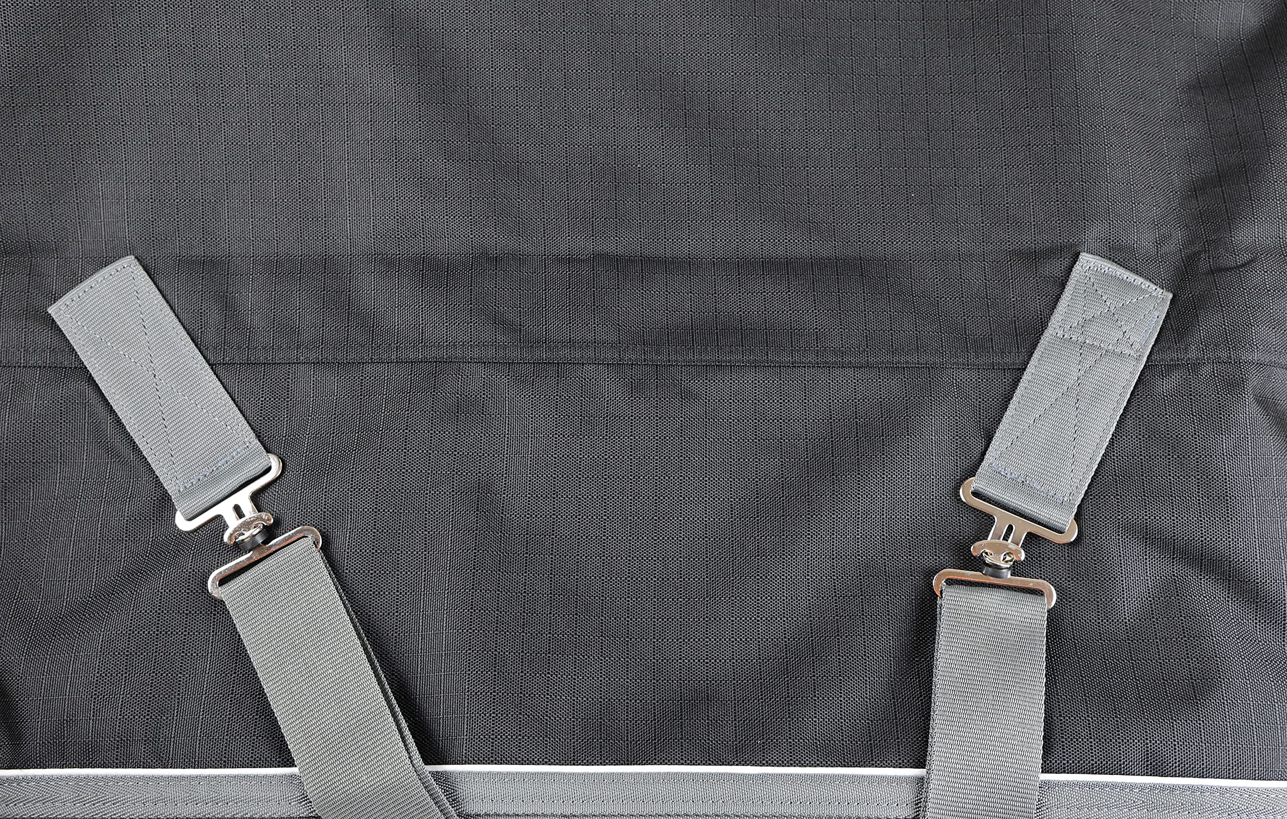 tteke deluxe turnout elastic leg straps keep the blanket in place