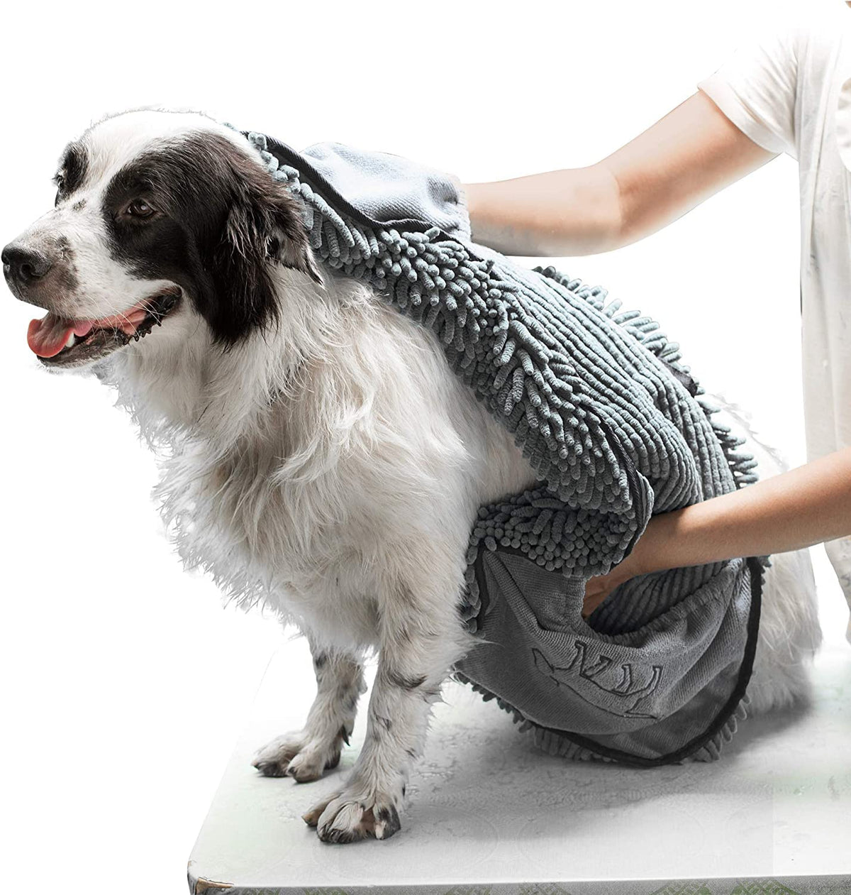 Tuff Pupper Quick Dry Towel micro-fiber chenille close-up showing plush absorbent texture for fast drying.