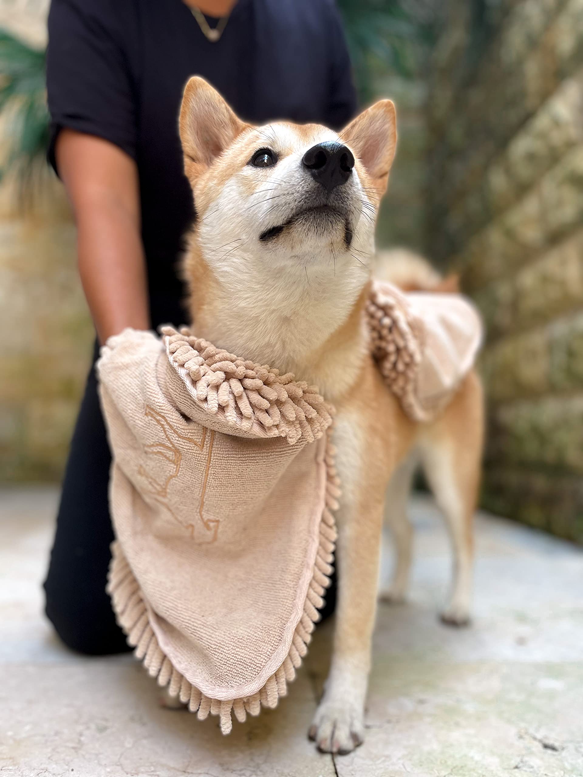 Tuff Pupper Quick Dry Towel odor resistant fabric minimizes wet dog smell