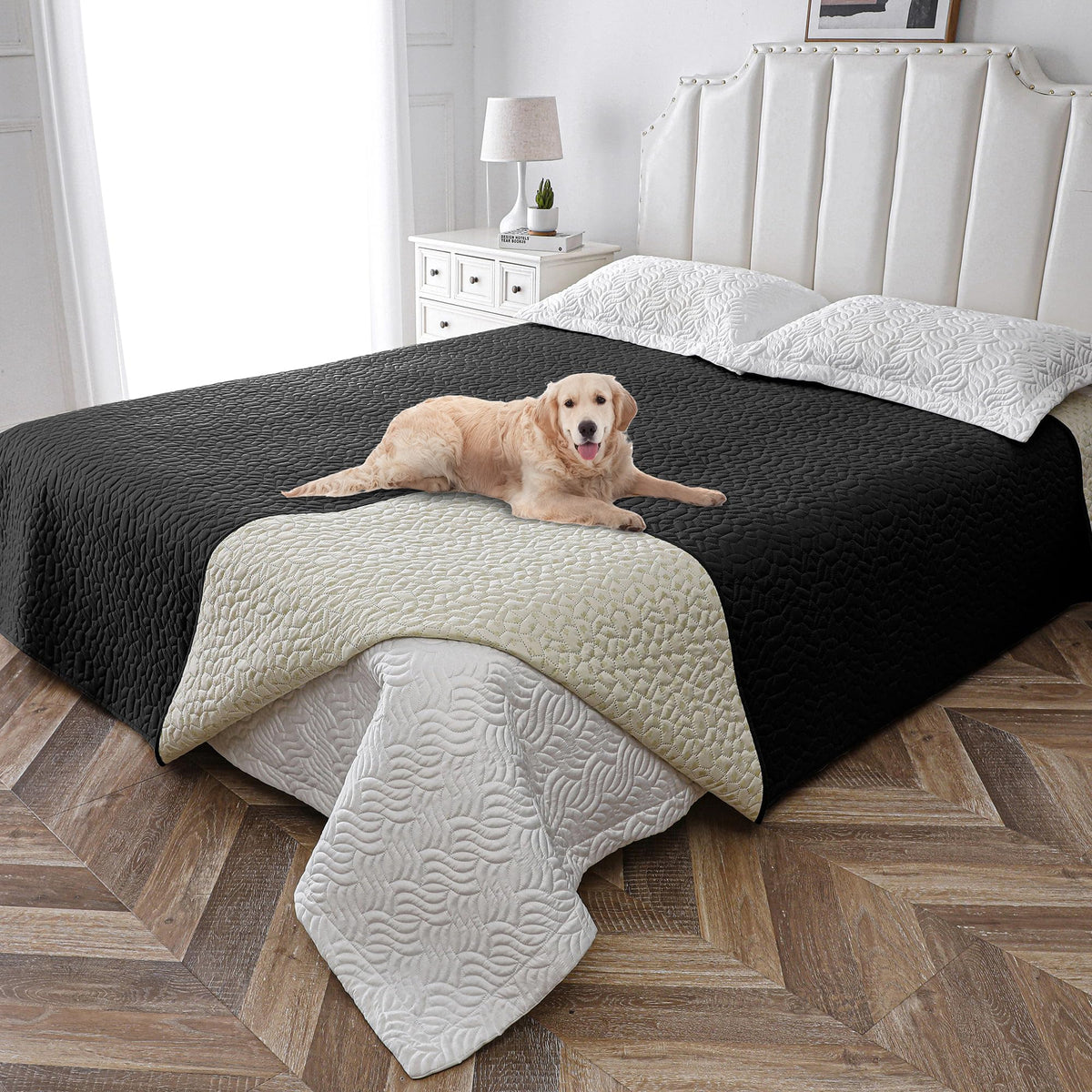 Tuffeel waterproof blanket king bed 82x102 in black protects against spills.