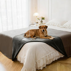 Tuffeel bed king-size front velvet close-up for cozy, protected sleep surfaces.