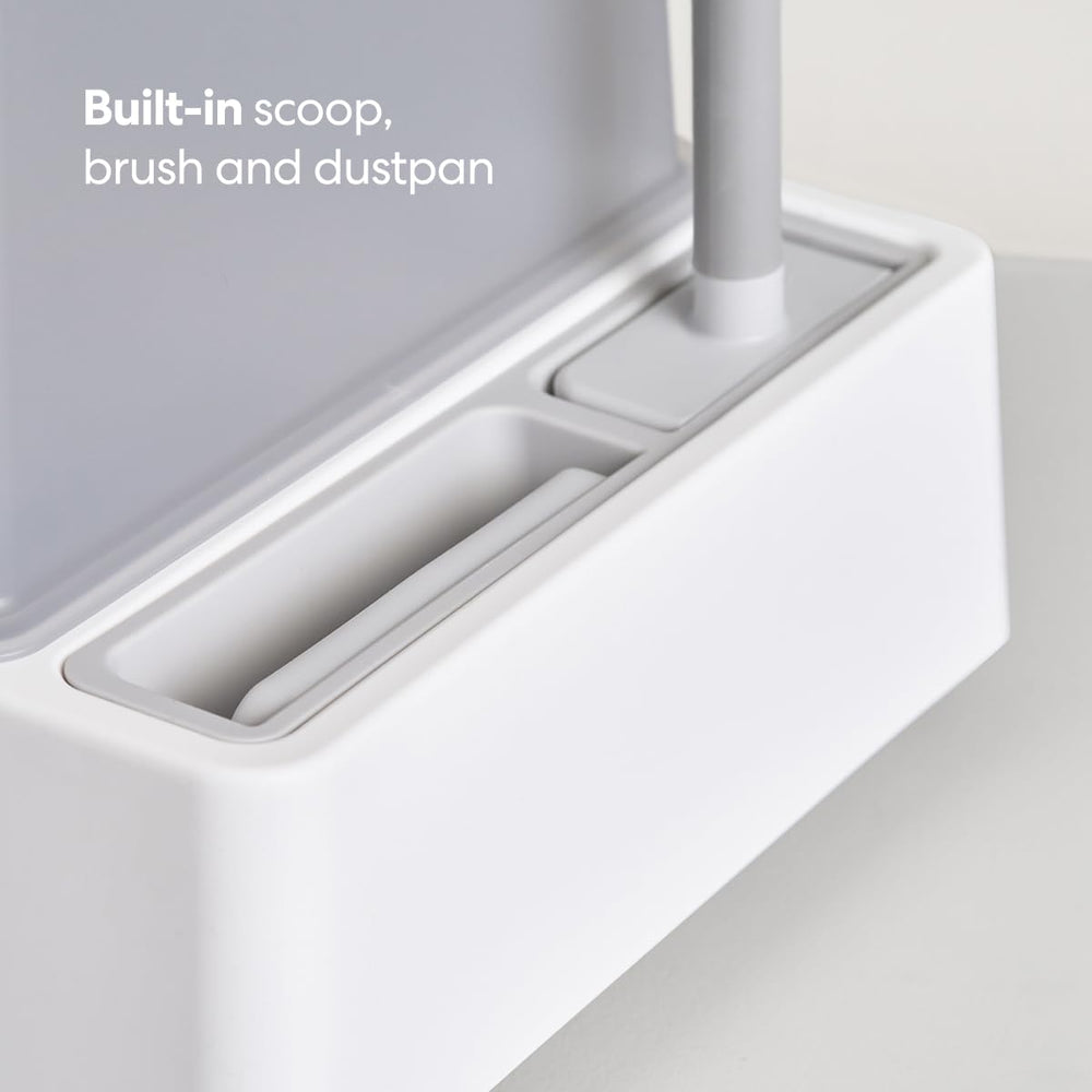 Tuft & Paw Cove built-in scoop ready for quick cleanup