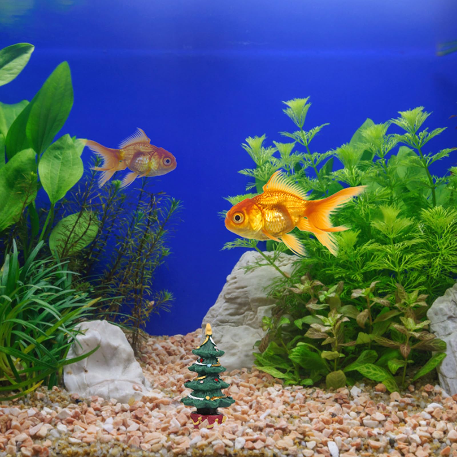 UKCOCO Christmas Tree Aquarium Decorations compact size fits small to medium aquariums.