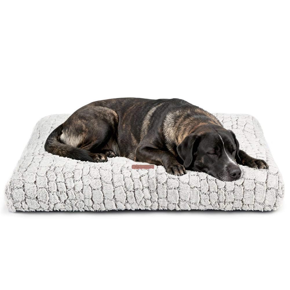 ULIGOTA dog bed crate pad with soft top for cozy warmth and comfort.