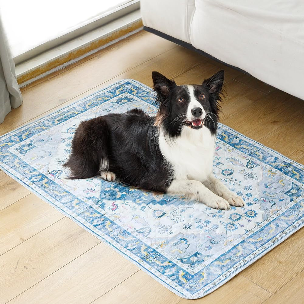 ULIGOTA non-slip bottom pee pad prevents slips on wooden floors