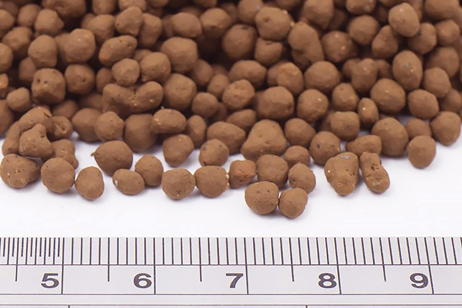 Ultum Nature Systems Controsoil-friendly substrate for fish and shrimp habitats.