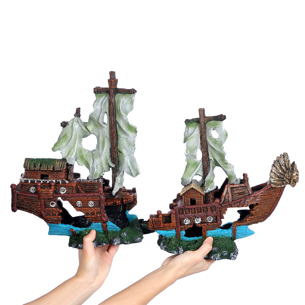 UNEAK pirate boat aquarium decor provides a dramatic focal point for 20 gallon tanks.