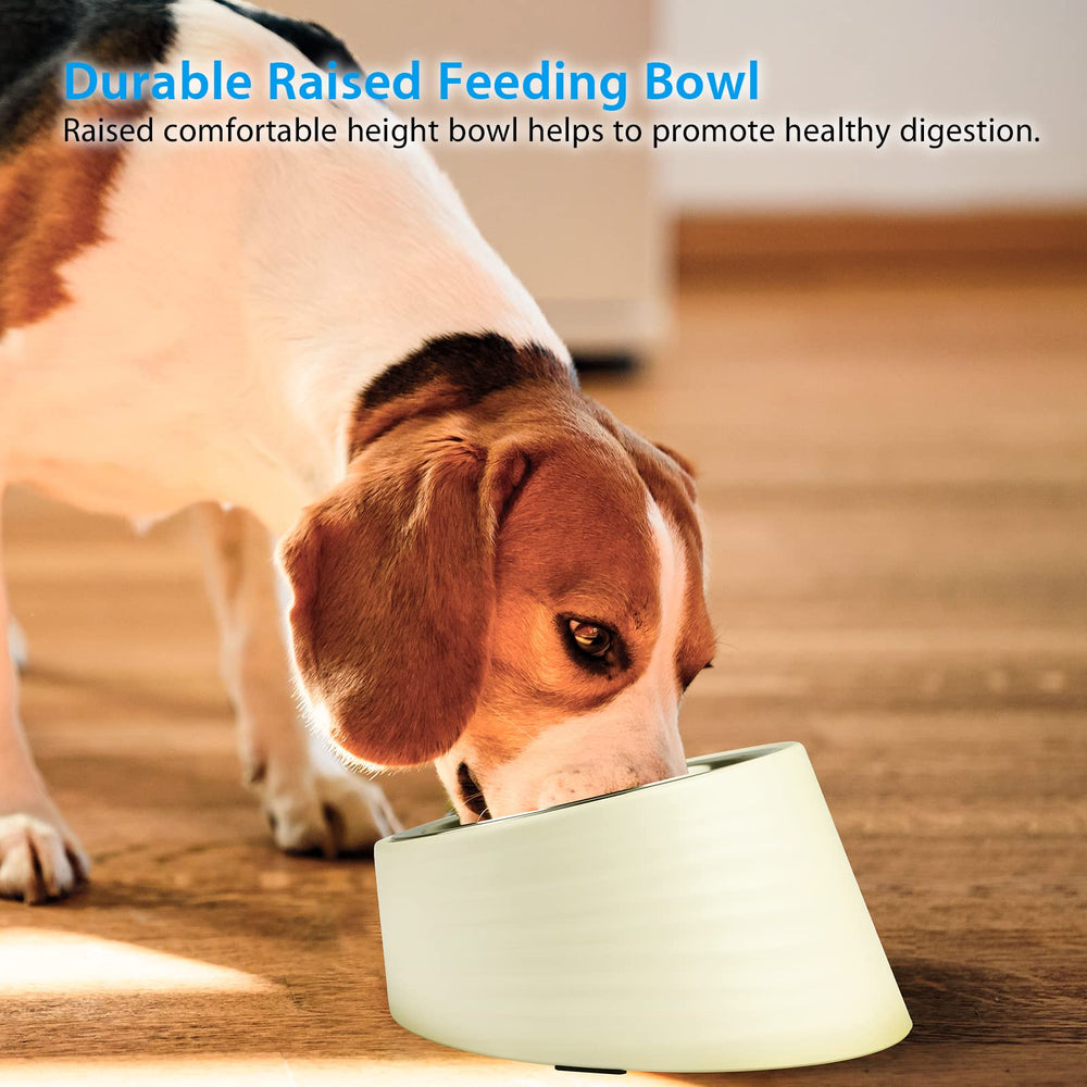 Uppetly-medium-sized-dog-cat-feeder fits medium dogs and flat-faced pets.