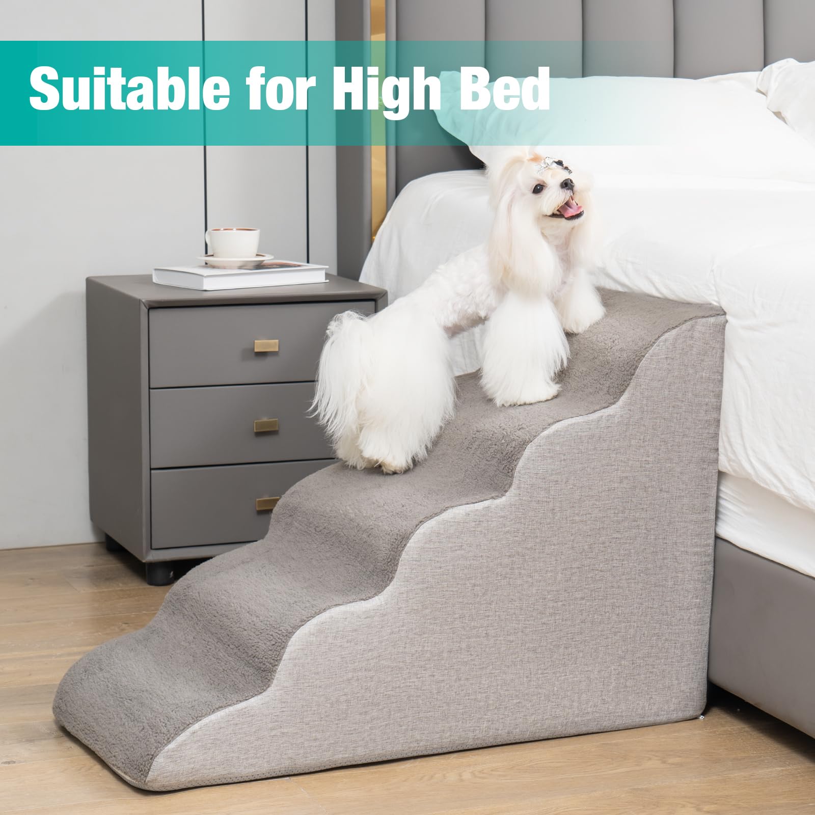 Uross dog stairs anti-slip bottom close-up highlights secure grip
