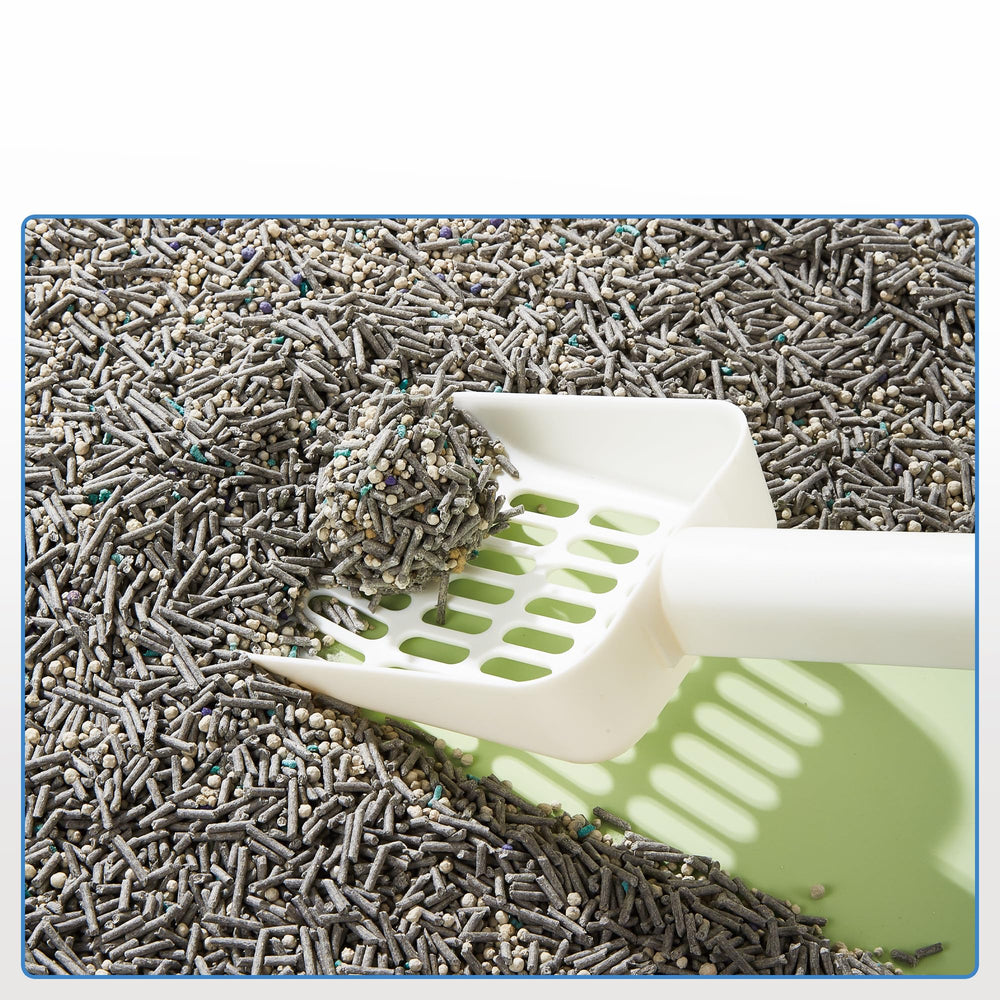 Vealind cat litter 2mm tofu pellets show compact texture.