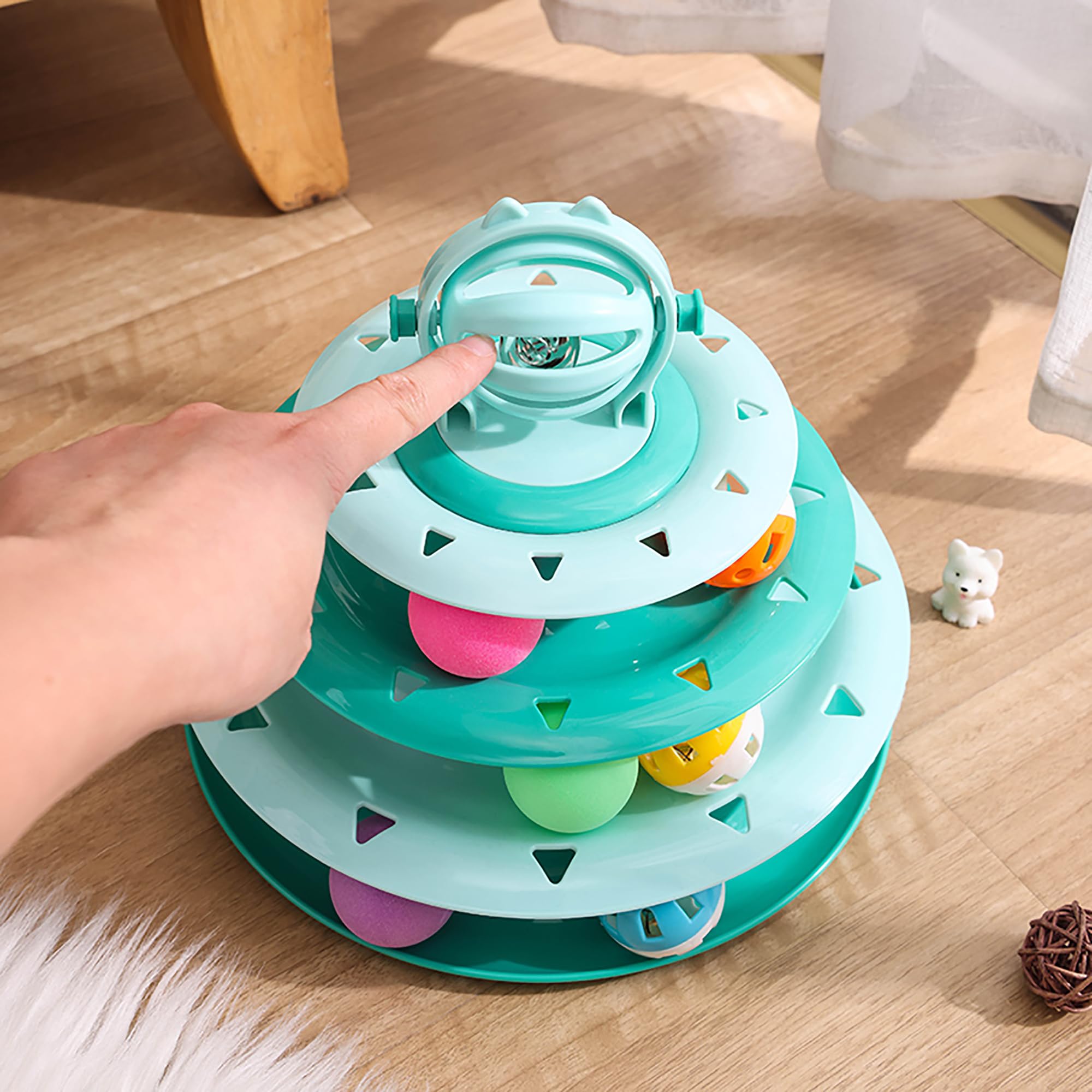 Vealind 4-tier tracks keep cats engaged with rolling balls and chase sequences