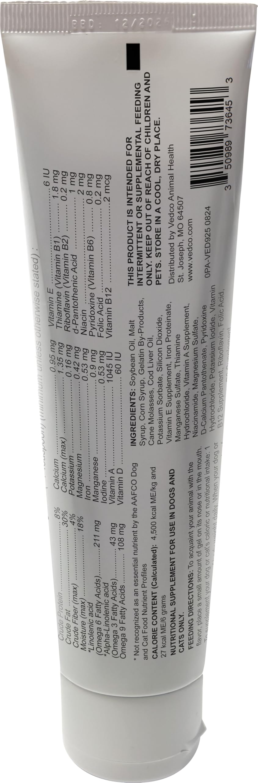 Vedco Enercal pet accepting the gel, demonstrates palatability