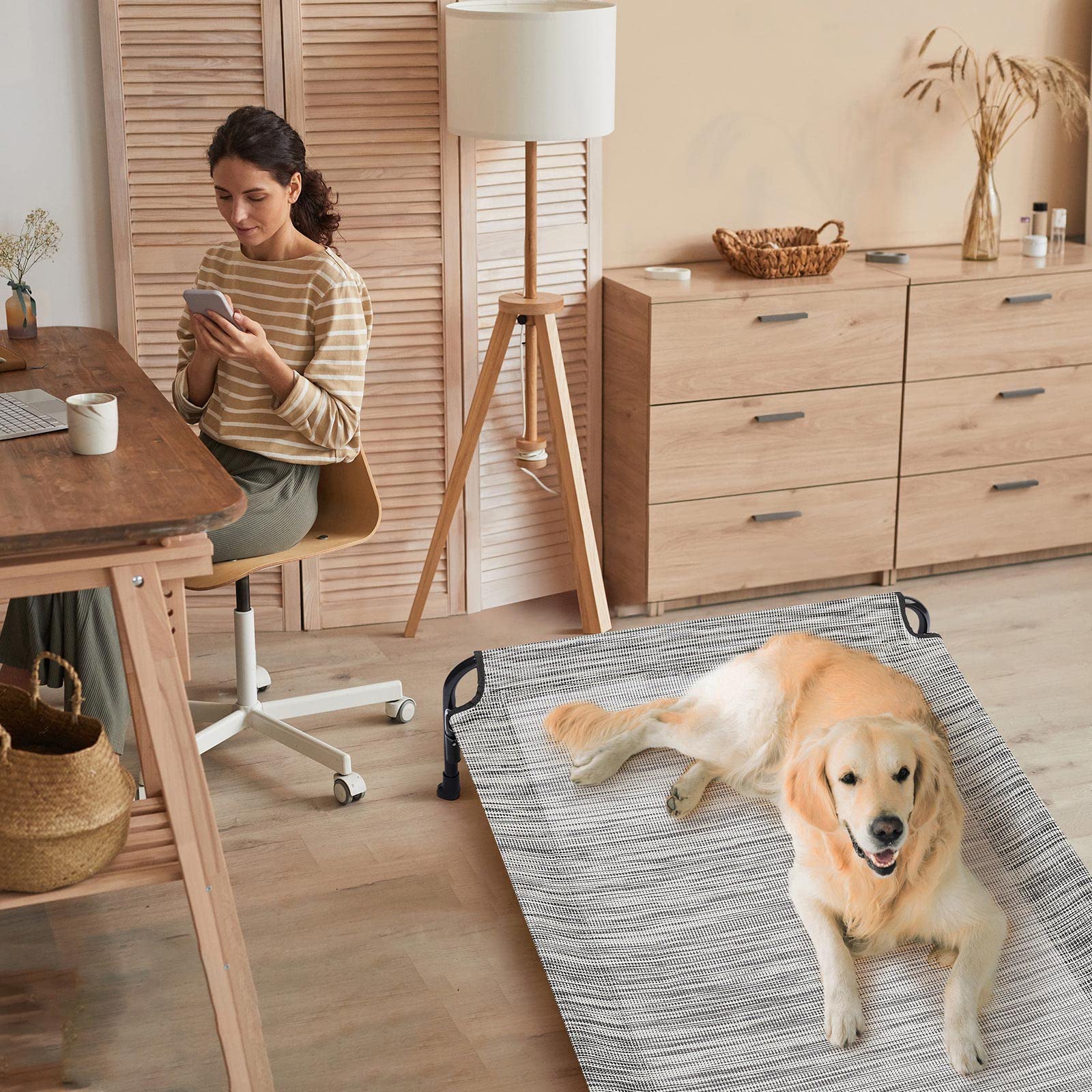 Veehoo XL bed outdoor-ready on patio highlights indoor-outdoor versatility.