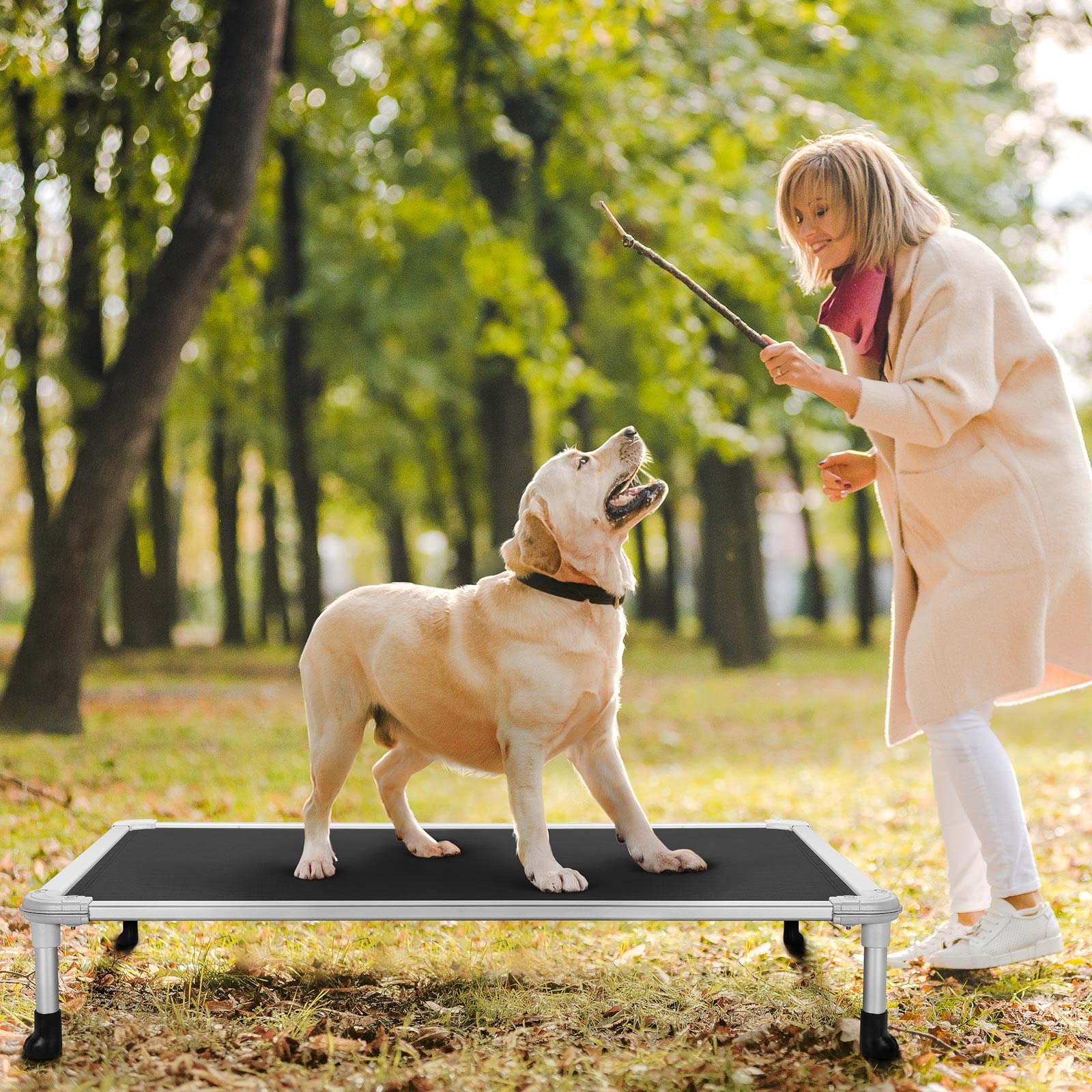 Veehoo easy-clean surface allows hose-off cleaning after outdoor adventures.