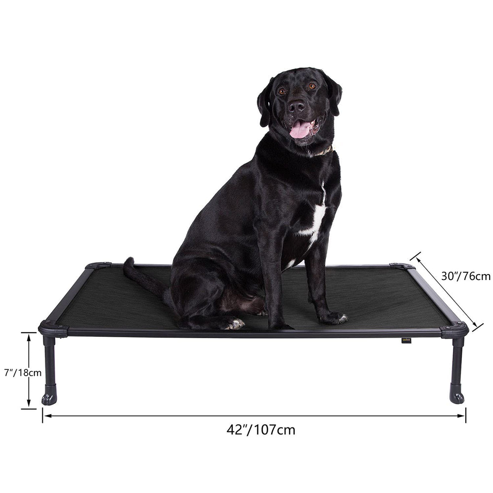 Veehoo no-slip feet stabilize the bed on various surfaces.