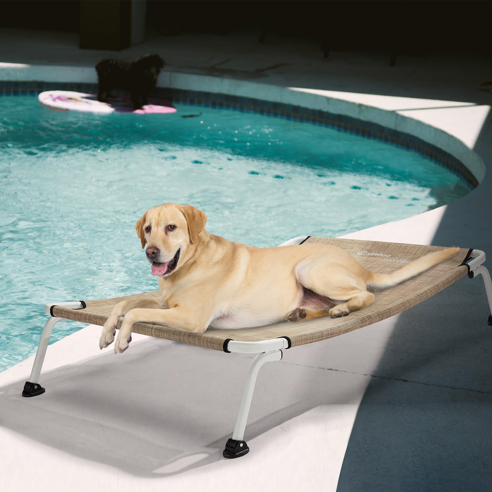 Veehoo outdoor dog bed waterproof-mesh fabric in sun-dappled yard