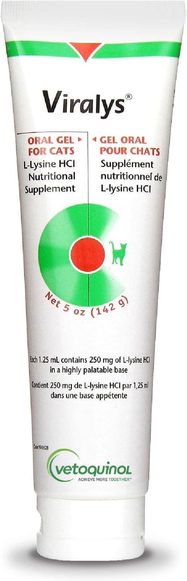 Vetoquinol Viralys supports respiratory health in kittens during playtime.