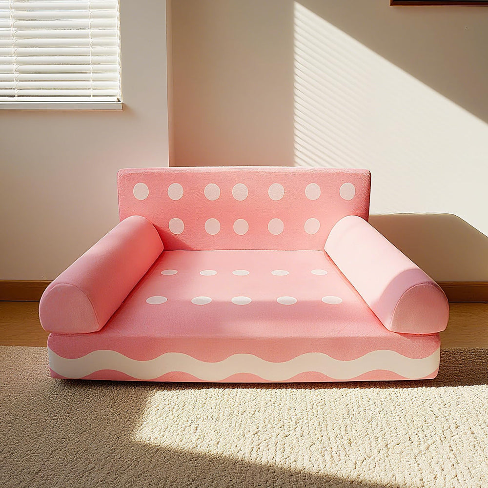 VIEFIN Cat Couch living-room-display blends with modern decor.