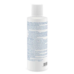 Virbac Keratolux Shampoo foaming lather supports thorough cleansing during bath.