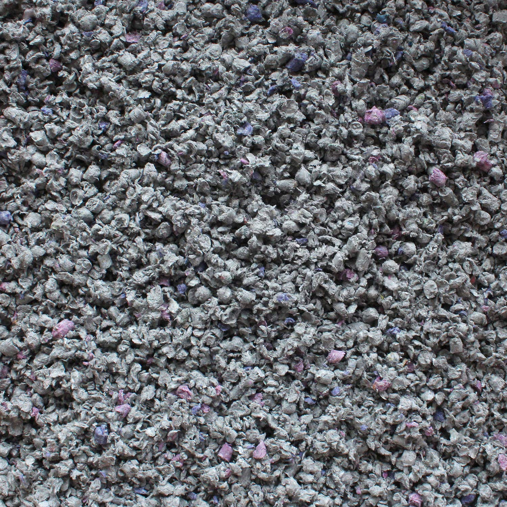 Vitakraft Sunseed bedding dust-free surface reduces respiratory irritants in small animal homes.