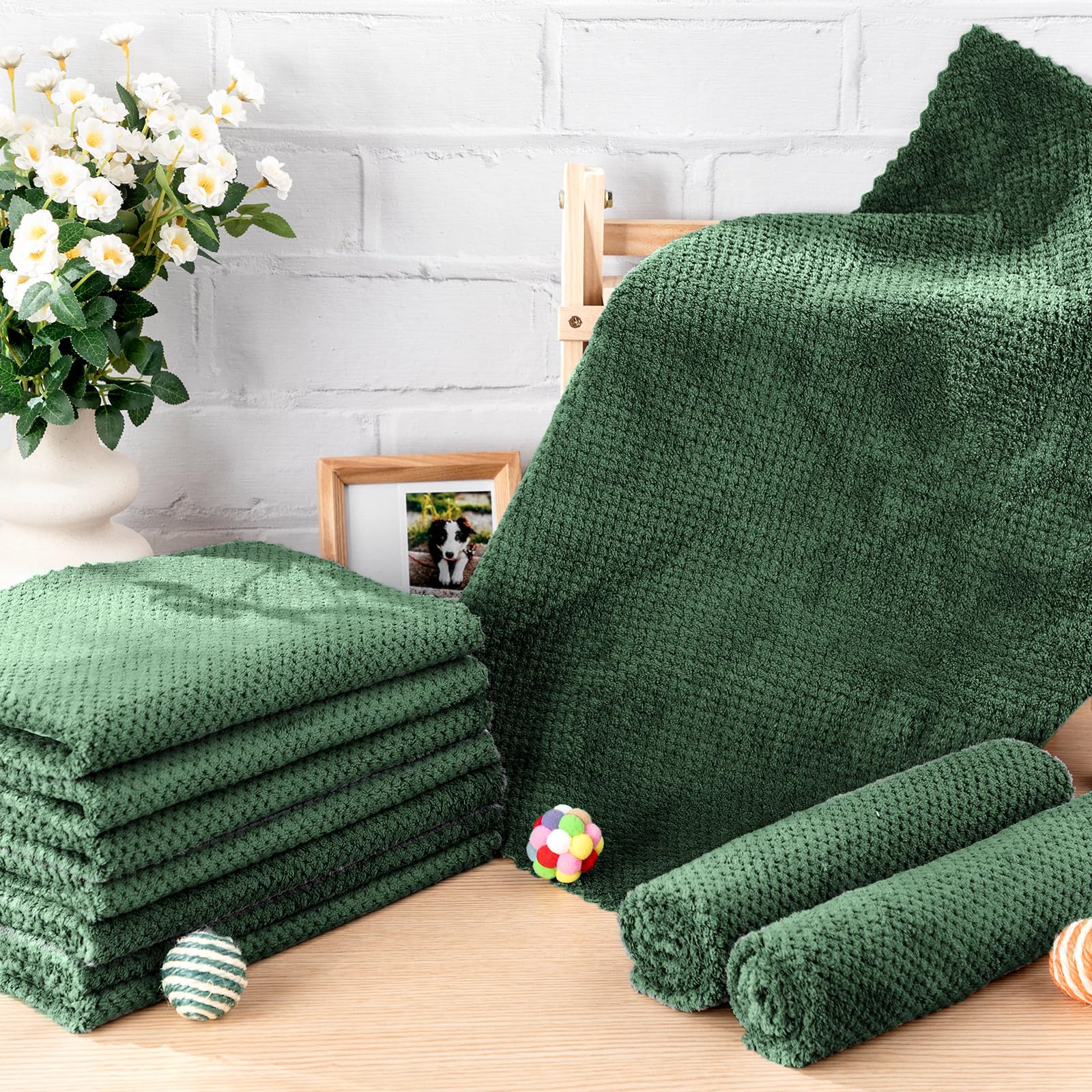 VitalCozy 18x24 inch dark green pad protects furniture and cages from spills