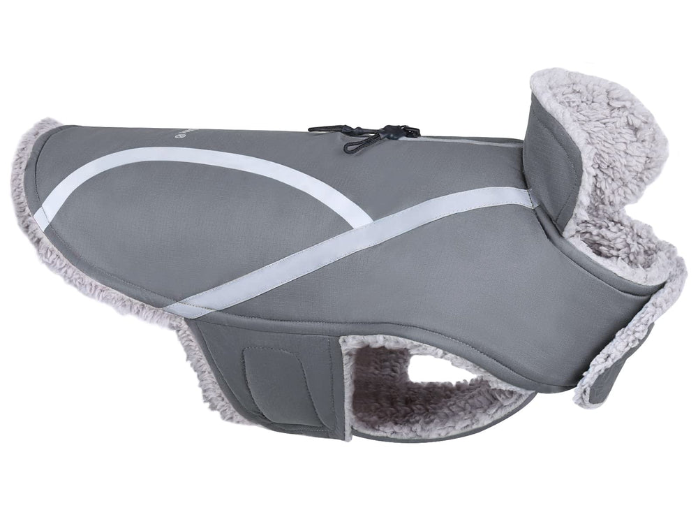 VIVAGLORY Frostfit dog coat water-resistant exterior for dry winter outings.