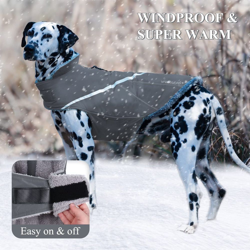 VIVAGLORY Snowrap harness hole close-up for easy leash access