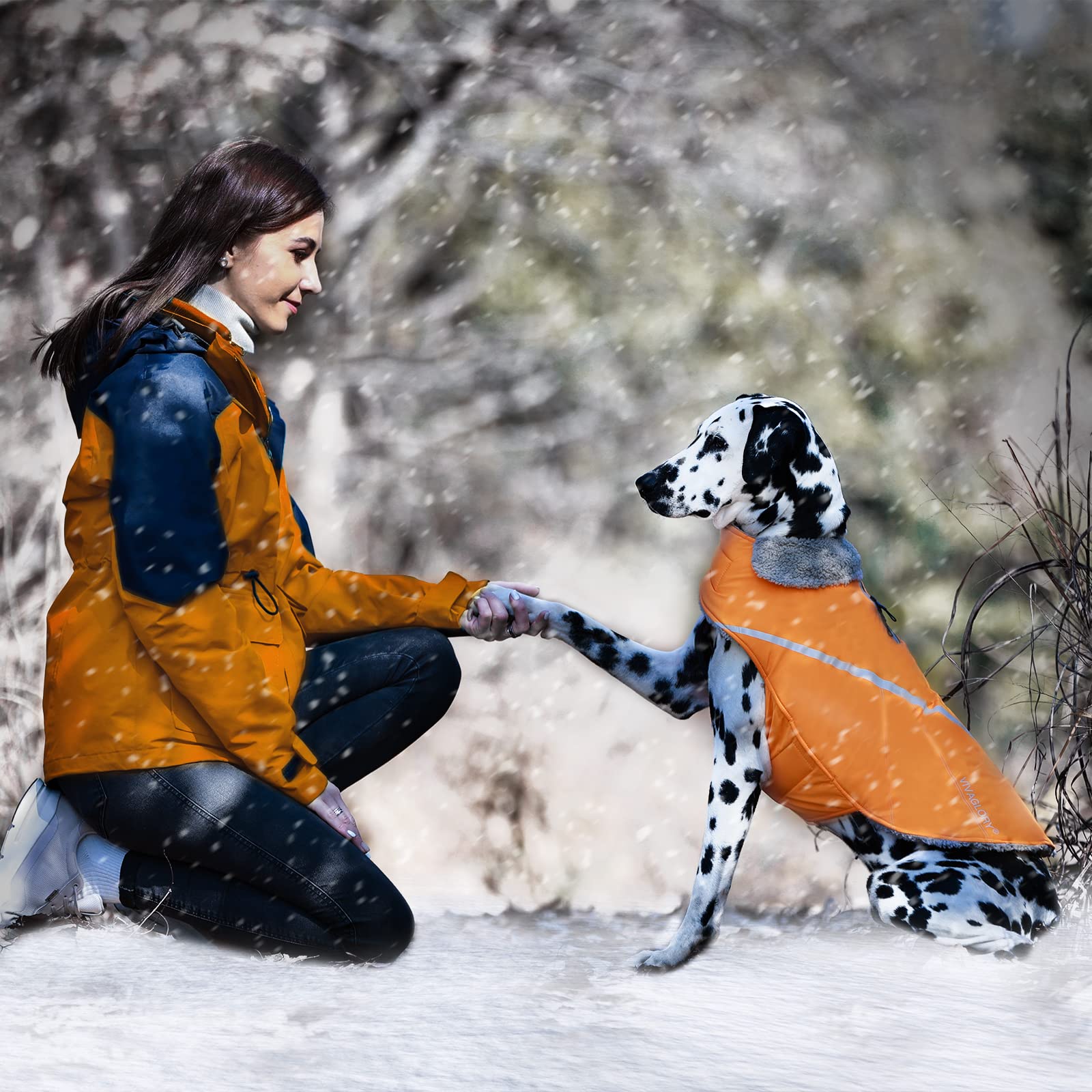 VIVAGLORY Snowrap water-repellent shell keeps outerwear dry in light rain