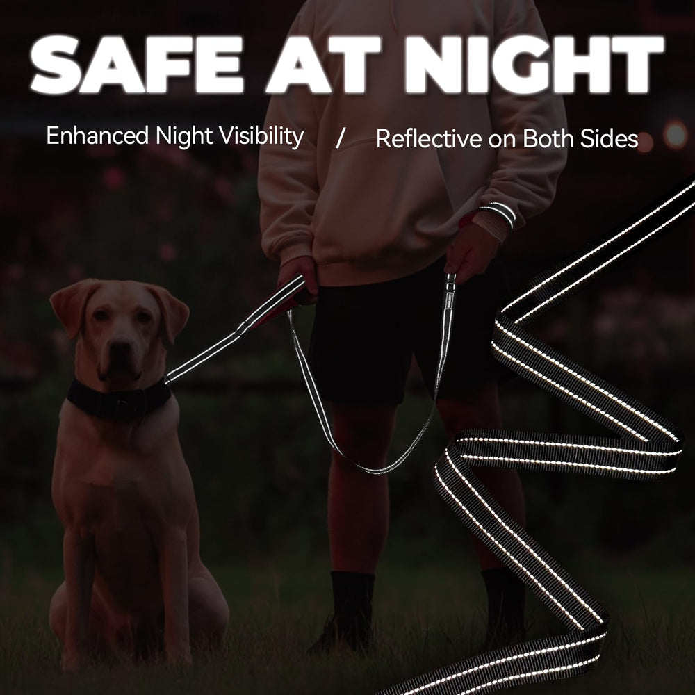VIVAGLORY Twingrip leash reflective threading for high visibility in low light.