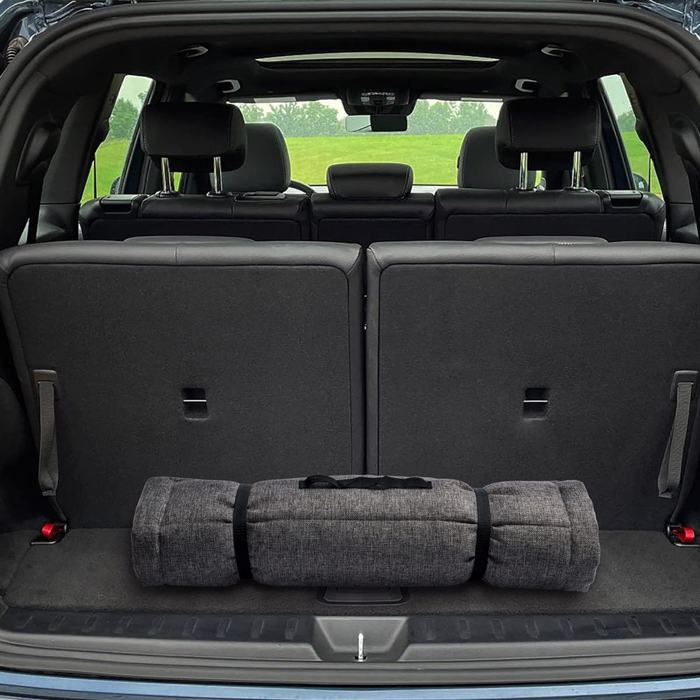 vmgreen Outdoor Dog Bed travel mat demonstrates versatile use during trips